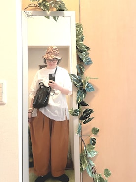 「ACCOMMODE（アコモデ）のアイテム」を使った、えちご屋さん（レディース・168cm）の春コーディネート
