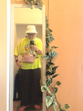「Casselini（キャセリーニ）のアイテム」を使った、えちご屋さん（レディース・168cm）の夏コーディネート