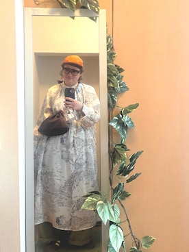 「arth（アース）のアイテム」を使った、えちご屋さん（レディース・168cm）の春コーディネート