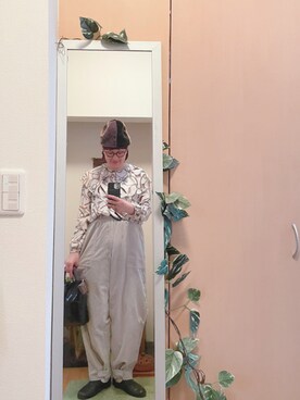 「アイテム（帽子）」を使った、えちご屋さん（レディース・168cm）の秋コーディネート