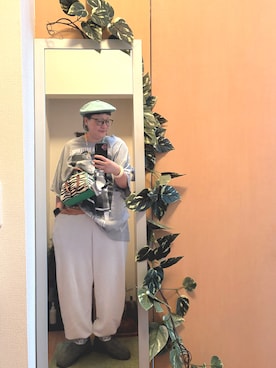 「ASICS（アシックス）のアイテム」を使った、えちご屋さん（レディース・168cm）の秋コーディネート
