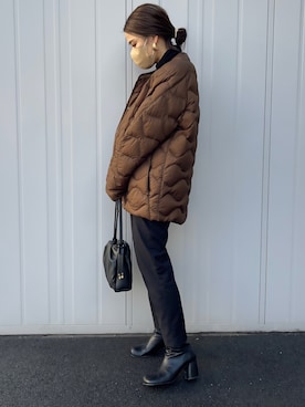 「A.P.C.（アーペーセー）のSAC NINON SHOULDER  /22AC（ショルダーバッグ）」を使った、NANAさん（レディース・162cm）の冬コーディネート