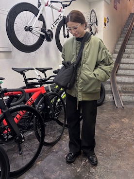 「アイテム（スニーカー）」を使った、NANAさん（レディース・162cm）の冬コーディネート