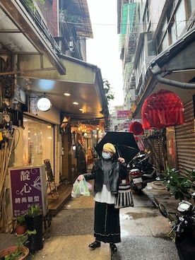 「QUEEN SHOP（クイーンショップ）のアイテム（帽子）」を使った、WENnnnさん（レディース・160cm）の冬コーディネート