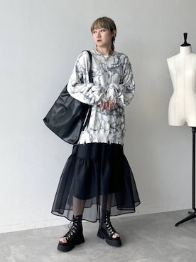 「アイテム（イヤリング）」を使った、inhhhan®さん（レディース・165cm・40代）の春コーディネート