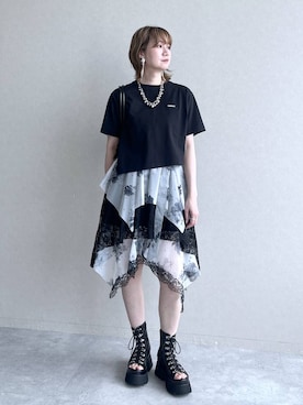 「HARE（ハレ）のアイテム（イヤリング）」を使った、inhhhan®さん（レディース・165cm）の春コーディネート