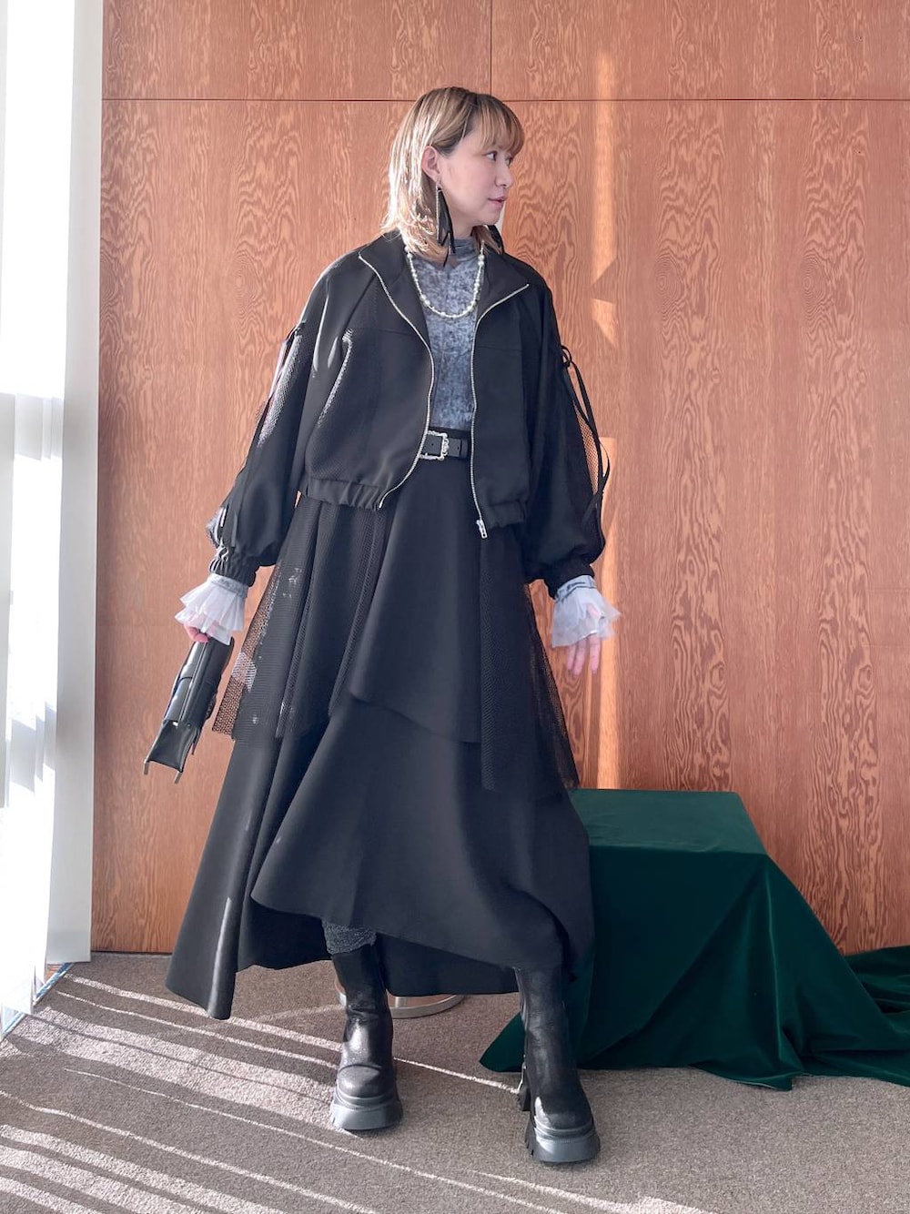 メッシュレイヤースタンドブルゾン(HARE)を使った人気ファッション