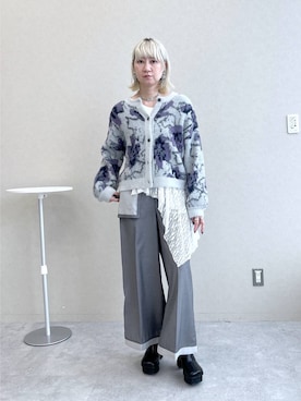 「HARE（ハレ）のアイテム（スラックス）」を使った、inhhhan®さん（レディース・165cm）の秋コーディネート