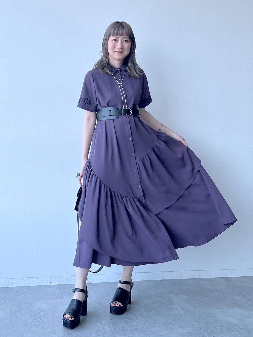 アシメフリルシシュウワンピース(HARE)を使った人気ファッション