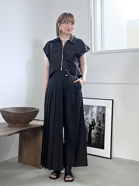 「HARE（ハレ）のラップデザインプリーツパンツ(HARE)（スラックス、ブラック系）」を使った、inhhhan®さん（レディース・165cm）の春コーディネート