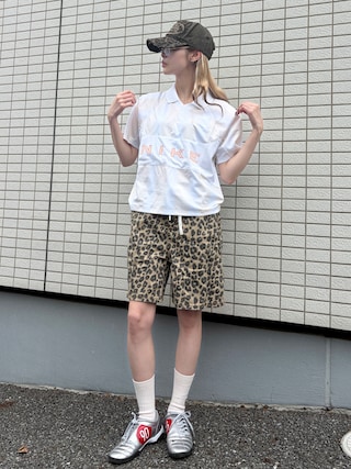 「NIKE(ナイキ)のナイキ スポーツウェア ウィメンズ オーバーサイズド ジャージー / Nike Sportswear Women's Oversized Jersey IO0914-103 Chalk(ジャージ)」を使った、愛都さん(レディース・163cm)の夏コーディネート