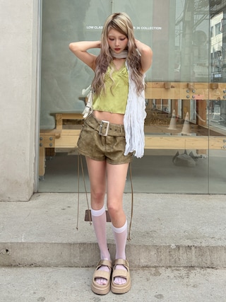 「UGG(アグ)の<UGG> W GOLDENGLOW(サンダル)」を使った、愛都さん(レディース・163cm)の夏コーディネート