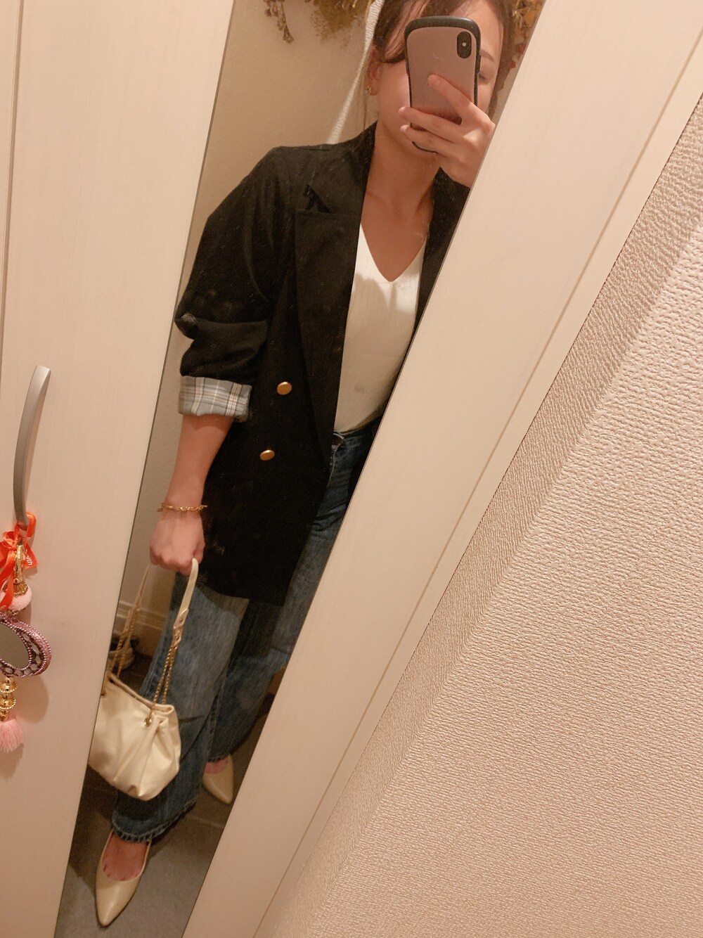 「GRLのアイテム（デニムパンツ、ブルー系）」を使った、♡♡さん（レディース・156cm）の秋コーディネートの1枚目の写真