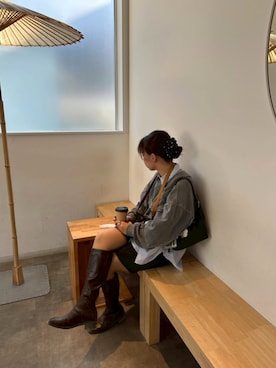 「アイテム（シュシュ）」を使った、senさん（レディース・155cm）の秋コーディネート