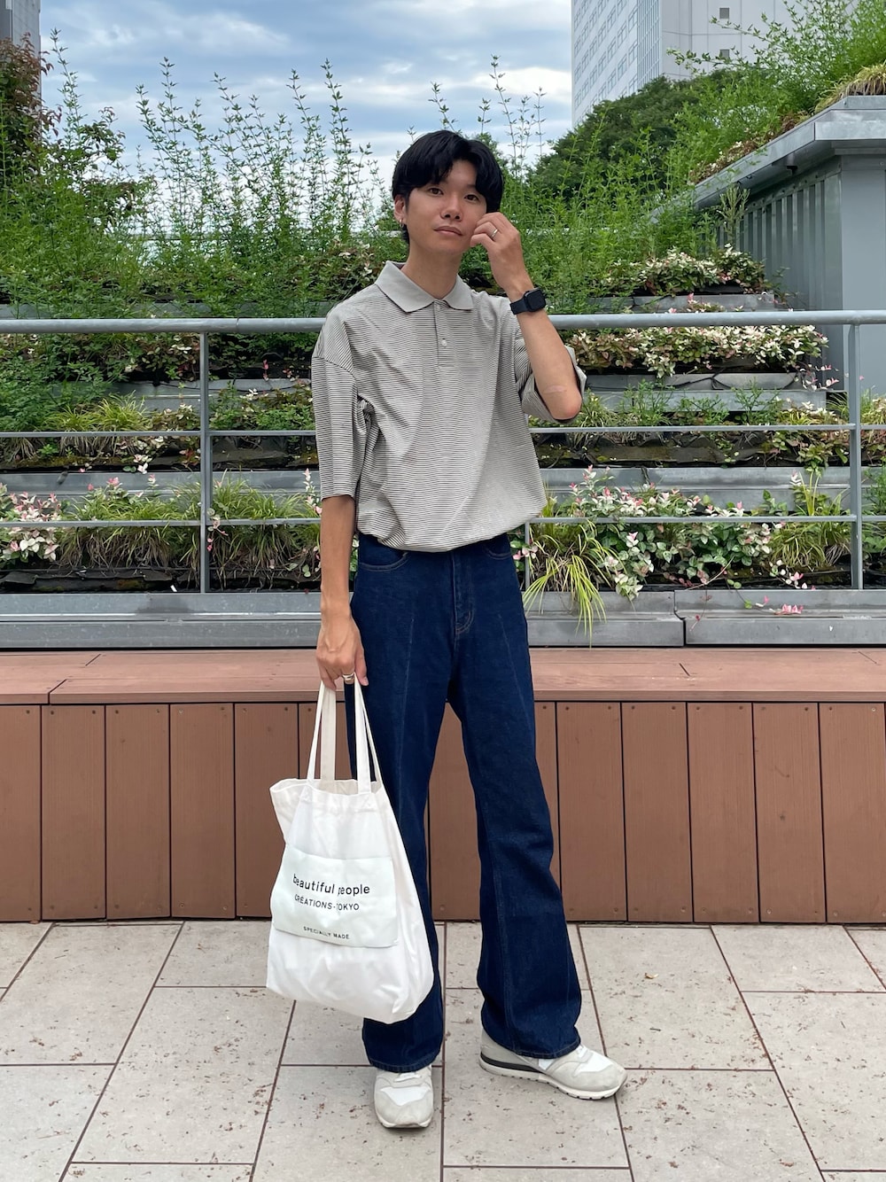 「今日のコーデ、ootd、夏コーデ、ポロシャツ、デニムパンツ、ボーダー、デニム、スニーカー、トートバッグ、タックイン」｜「NEW BALANCEのCM996RF2 GRAY(RF2)（スニーカー、グレー系）」を使った、oryuryusanさん（メンズ・170cm）の夏コーディネートの1枚目の写真