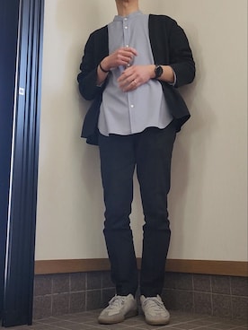 「アイテム（バングル/リストバンド）」を使った、おむらいすさん（メンズ・178cm）の春コーディネート