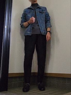 「BICASH（ビカーシ）のアイテム（スリッポン）」を使った、おむらいすさん（メンズ・178cm）の秋コーディネート