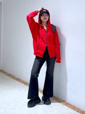 「アイテム（ボストンバッグ、グレー系）」を使った、おつゆさん（レディース・157cm）の秋コーディネート