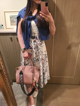 「アイテム（腕時計、パープル系）」を使った、RIEさん（レディース・163cm）の春コーディネート