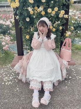 「バラ園」｜ユーリン・チーさん（レディース・152cm）の夏コーディネート