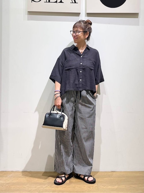 【新品】BAYFLOW ベイフロー   デニムシャツ　ブラック セール】リネンクロップド半袖シャツ（シャツ/ブラウス