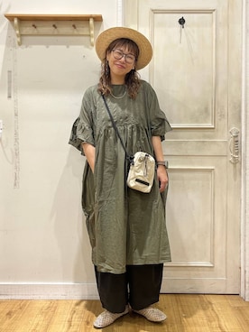 「BAYFLOW（ベイフロー）の［トレンド対応］カンカン帽（ハット、ベージュ系）」を使った、mocoさん（レディース・165cm）の夏コーディネート