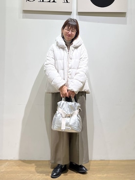 「アイテム（ネックレス）」を使った、mocoさん（レディース・165cm・40代）の冬コーディネート