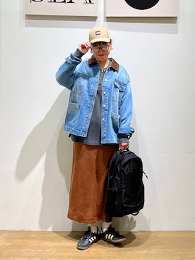 「アイテム（イエロー系）」を使った、mocoさん（レディース・165cm・30代）の秋コーディネート