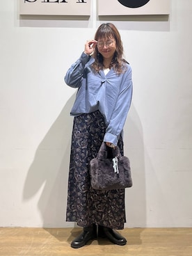 「BAYFLOW（ベイフロー）のホルタータンクセットシアーニット（ニット/セーター、ホワイト系）」を使った、mocoさん（レディース・165cm）の秋コーディネート