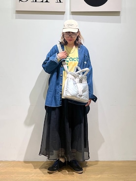 「OUTDOOR PRODUCTS（アウトドアプロダクツ）の【HEREIAM】OUTDOOR(アウトドア)別注/2WAYベルトトートバッグS（トートバッグ）」を使った、mocoさん（レディース・165cm・40代）の秋コーディネート