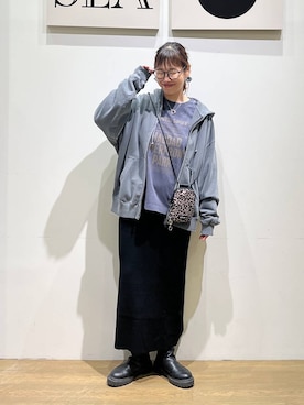 「アイテム（パーカー）」を使った、mocoさん（レディース・165cm・30代）の秋コーディネート