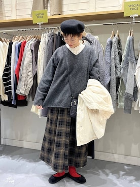 「アイテム（その他アウター、ホワイト系）」を使った、mocoさん（レディース・165cm）の冬コーディネート