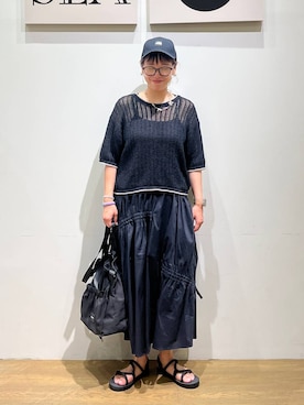 「アイテム（ニット/セーター）」を使った、mocoさん（レディース・165cm・40代）の夏コーディネート