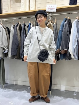 「アイテム（財布）」を使った、mocoさん（レディース・165cm）の秋コーディネート