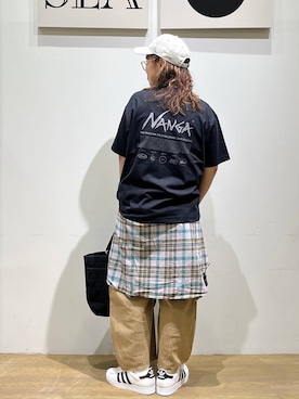 「BAYFLOW（ベイフロー）のカラーカーブデニム（デニムパンツ、イエロー系）」を使った、mocoさん（レディース・165cm）の夏コーディネート