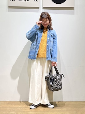 「アイテム（デニムジャケット）」を使った、mocoさん（レディース・165cm・30代）の秋コーディネート