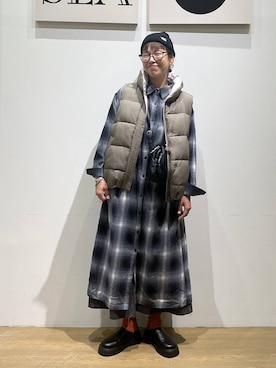 「アイテム（シャツワンピース）」を使った、mocoさん（レディース・165cm）の秋コーディネート