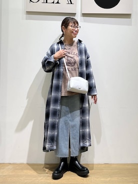 「アイテム（シャツワンピース）」を使った、mocoさん（レディース・165cm）の秋コーディネート