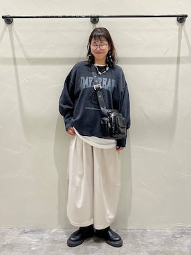 「niko and...（ニコアンド）のオリジナルPUマルチポケットショルダーバッグ（ショルダーバッグ）」を使った、mocoさん（レディース・165cm）の秋コーディネート