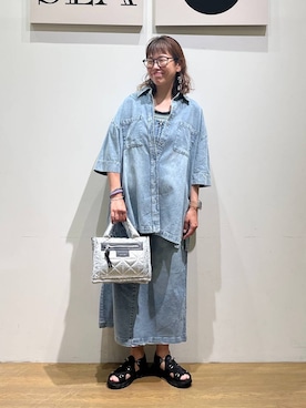 「BAYFLOW（ベイフロー）の[500mlペットボトルが入る]キルトパッファースクエアショルダー（ショルダーバッグ）」を使った、mocoさん（レディース・165cm・30代）の夏コーディネート