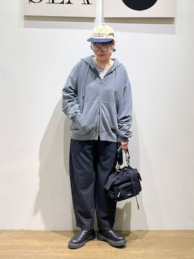 「アイテム（パーカー）」を使った、mocoさん（レディース・165cm・30代）の秋コーディネート