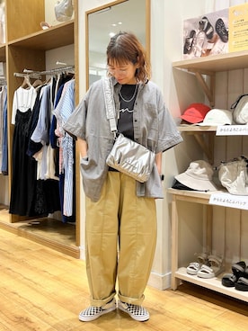 「アイテム（アクセサリー）」を使った、mocoさん（レディース・165cm・30代）の春コーディネート
