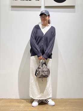「BAYFLOW（ベイフロー）のニュアンスウェーブバレッタ（バレッタ/ヘアクリップ、ブラック系）」を使った、mocoさん（レディース・165cm）の秋コーディネート