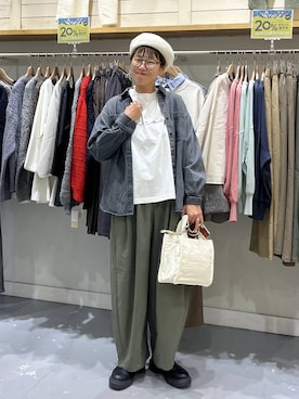 「アイテム（ハンチング/ベレー帽）」を使った、mocoさん（レディース・165cm・40代）の秋コーディネート