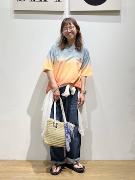 「BAYFLOW（ベイフロー）の[夏まで着られる]コットンシアーシャツ（シャツ/ブラウス、ホワイト系）」を使った、mocoさん（レディース・165cm）の夏コーディネート