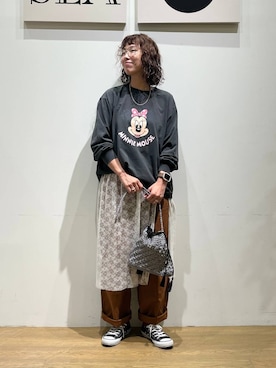 「アイテム（アクセサリー）」を使った、mocoさん（レディース・165cm・30代）の秋コーディネート