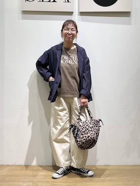 「BAYFLOW（ベイフロー）のアイテム（パンツ）」を使った、mocoさん（レディース・165cm）の春コーディネート
