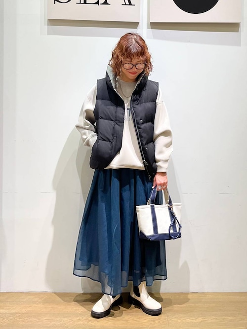 【関税送料込!!★大人気】A.P.C. リバーシブル パファーベスト BAYFLOW ベスト ジレ リバーシブルパファーベスト レディース