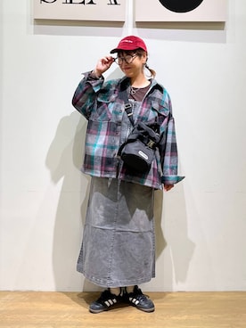 「アイテム（ジャンパースカート）」を使った、mocoさん（レディース・165cm）の秋コーディネート