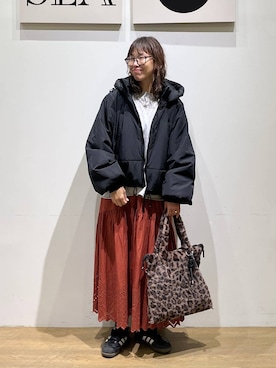 「アイテム（その他アウター）」を使った、mocoさん（レディース・165cm・40代）の秋コーディネート